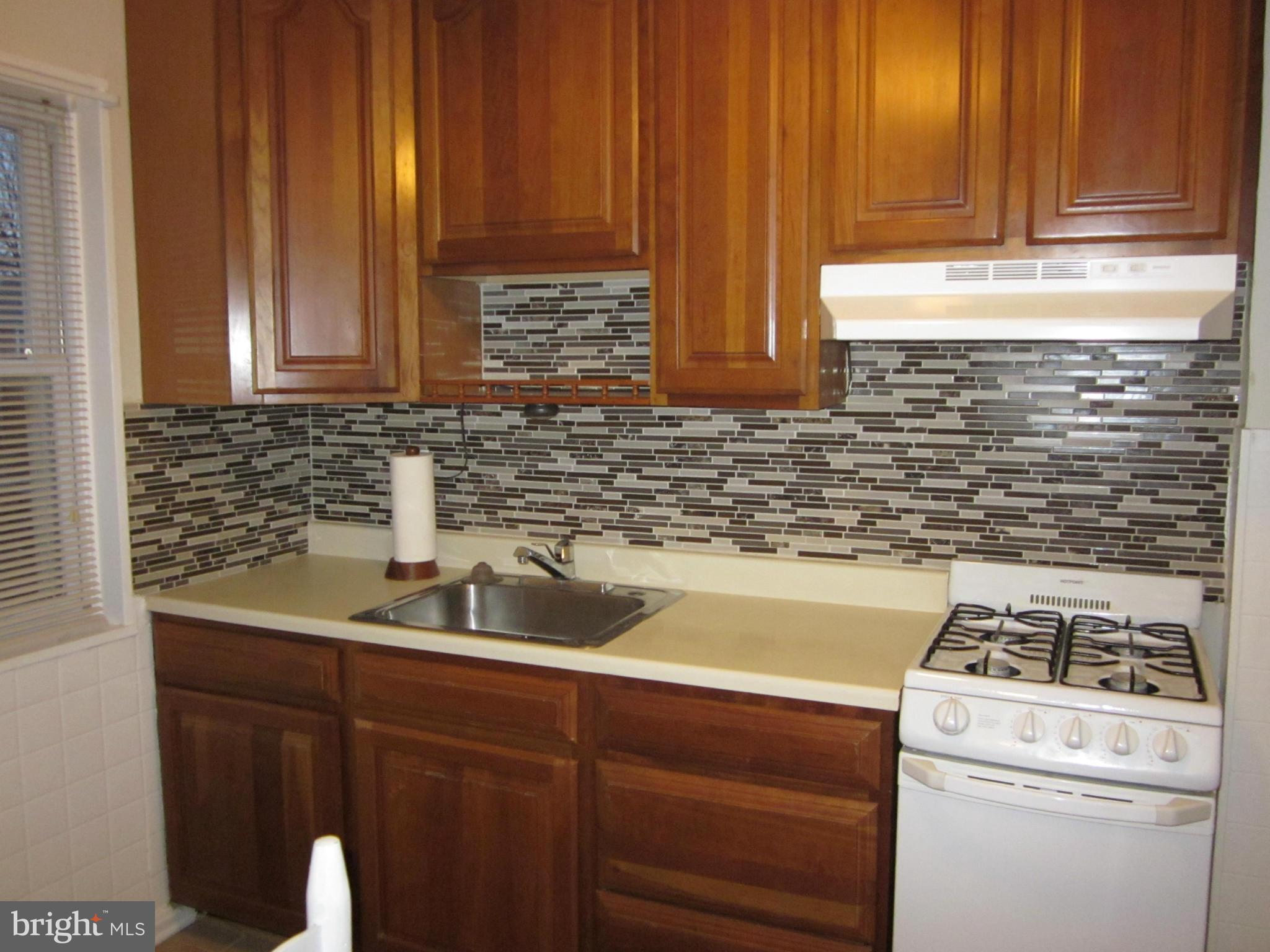 ROSEMONT - Residential Lease