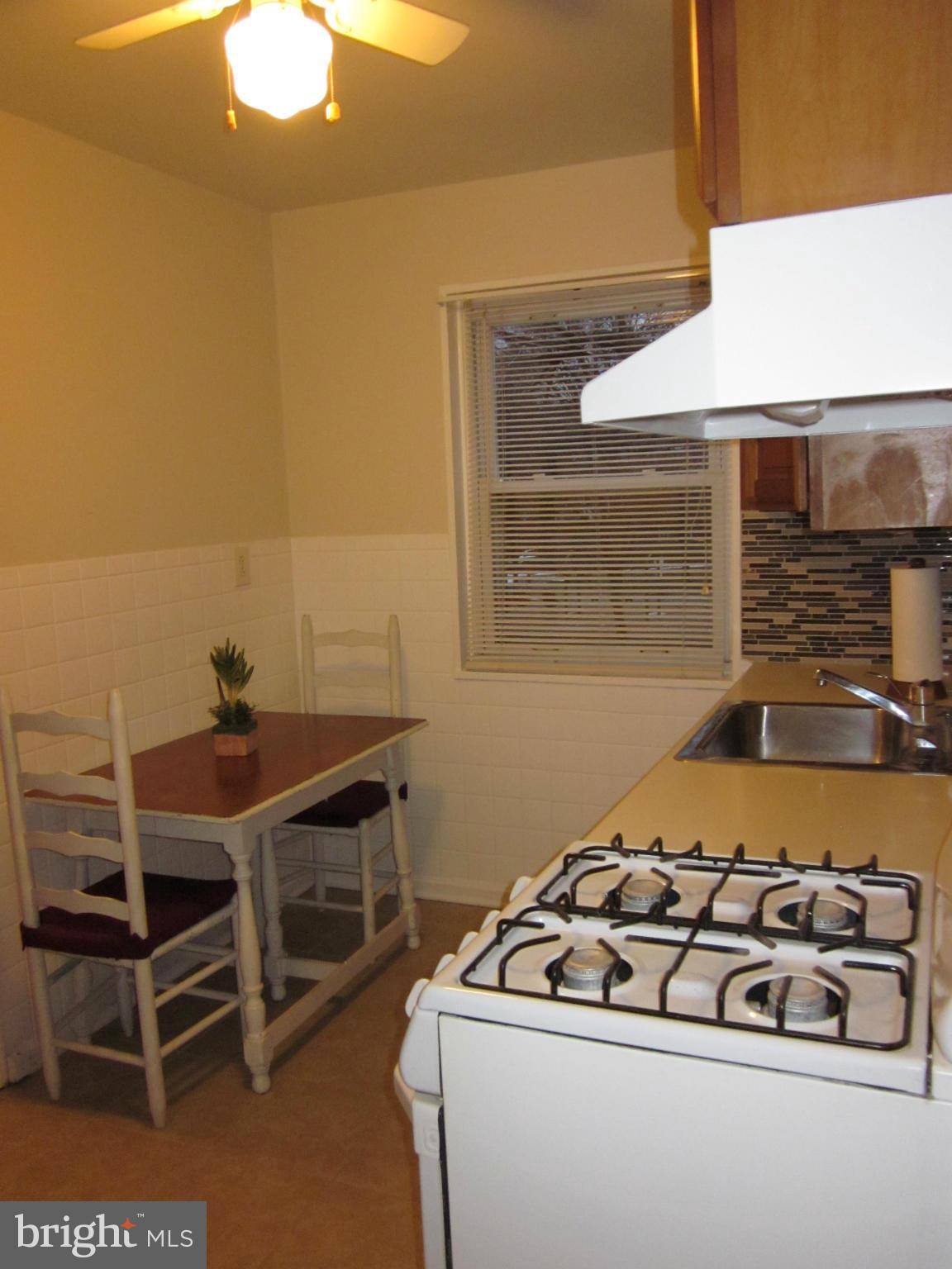 ROSEMONT - Residential Lease