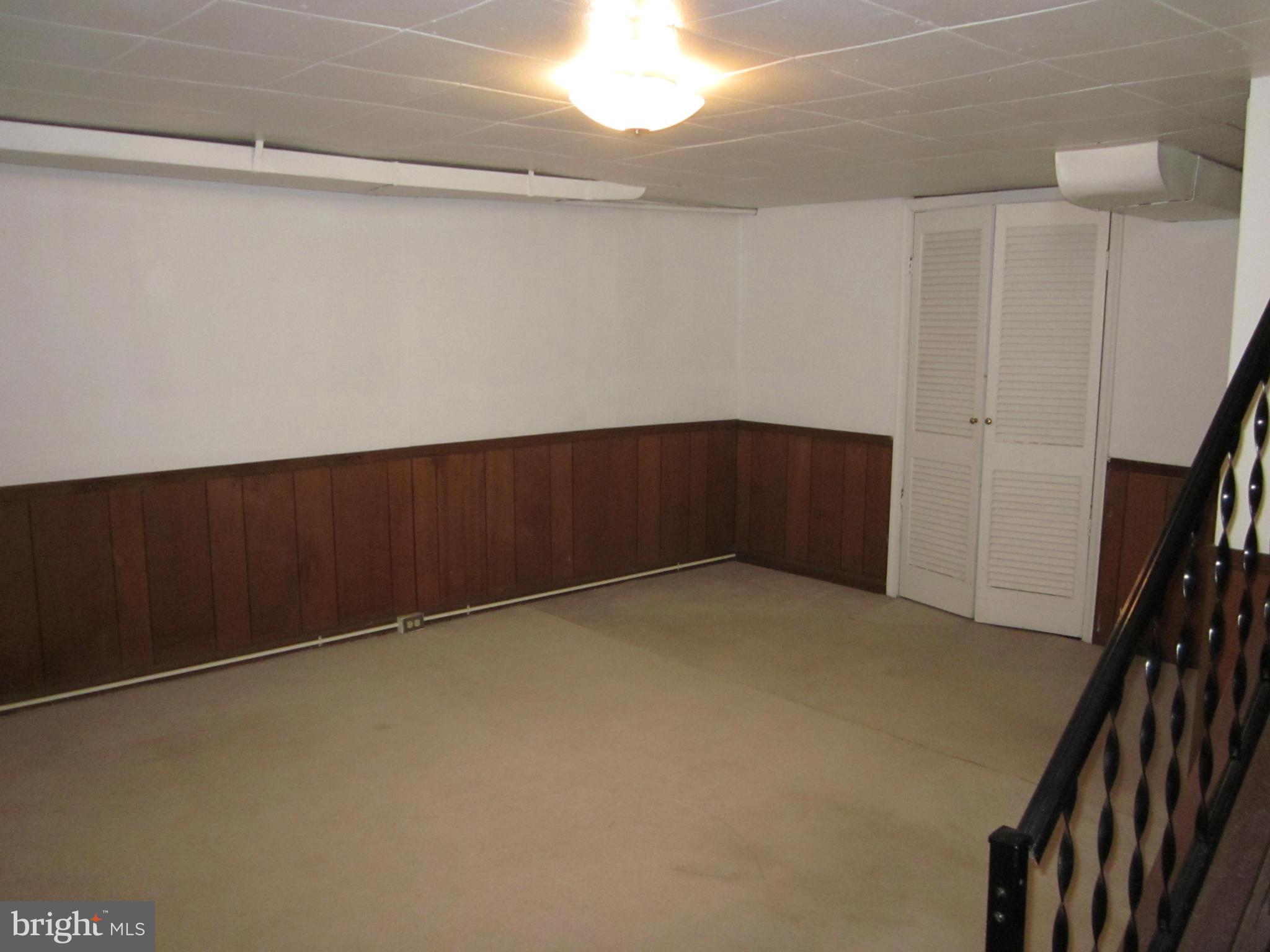 ROSEMONT - Residential Lease