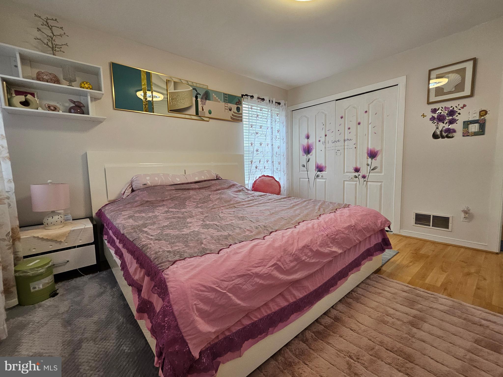 BUSTLETON - Residential