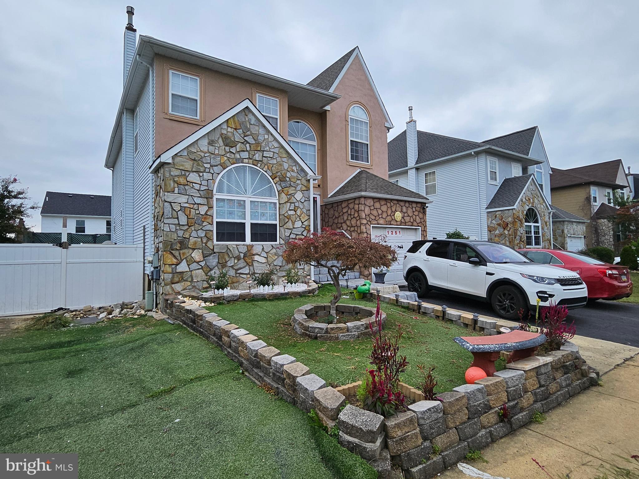 BUSTLETON - Residential