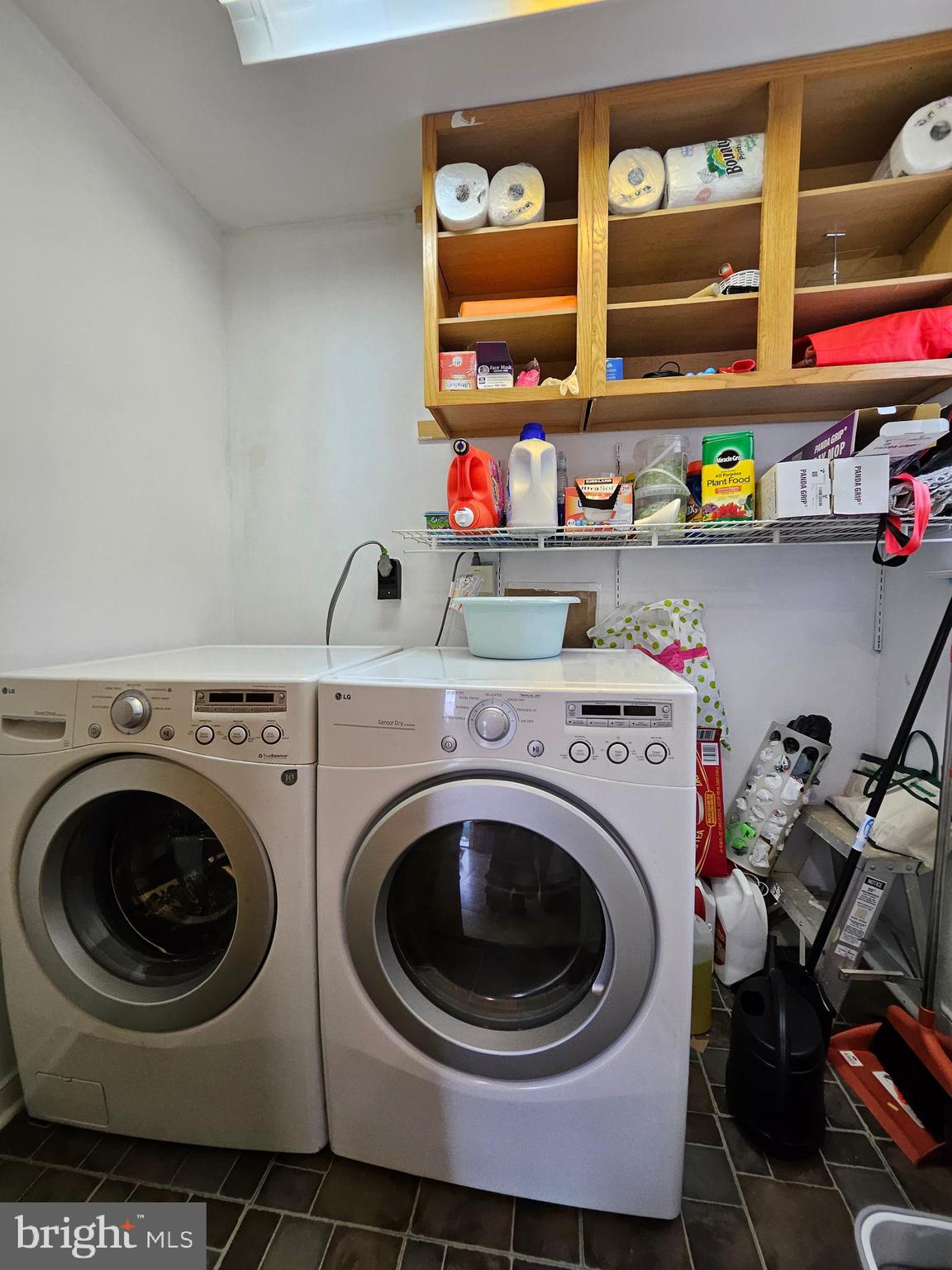 BUSTLETON - Residential