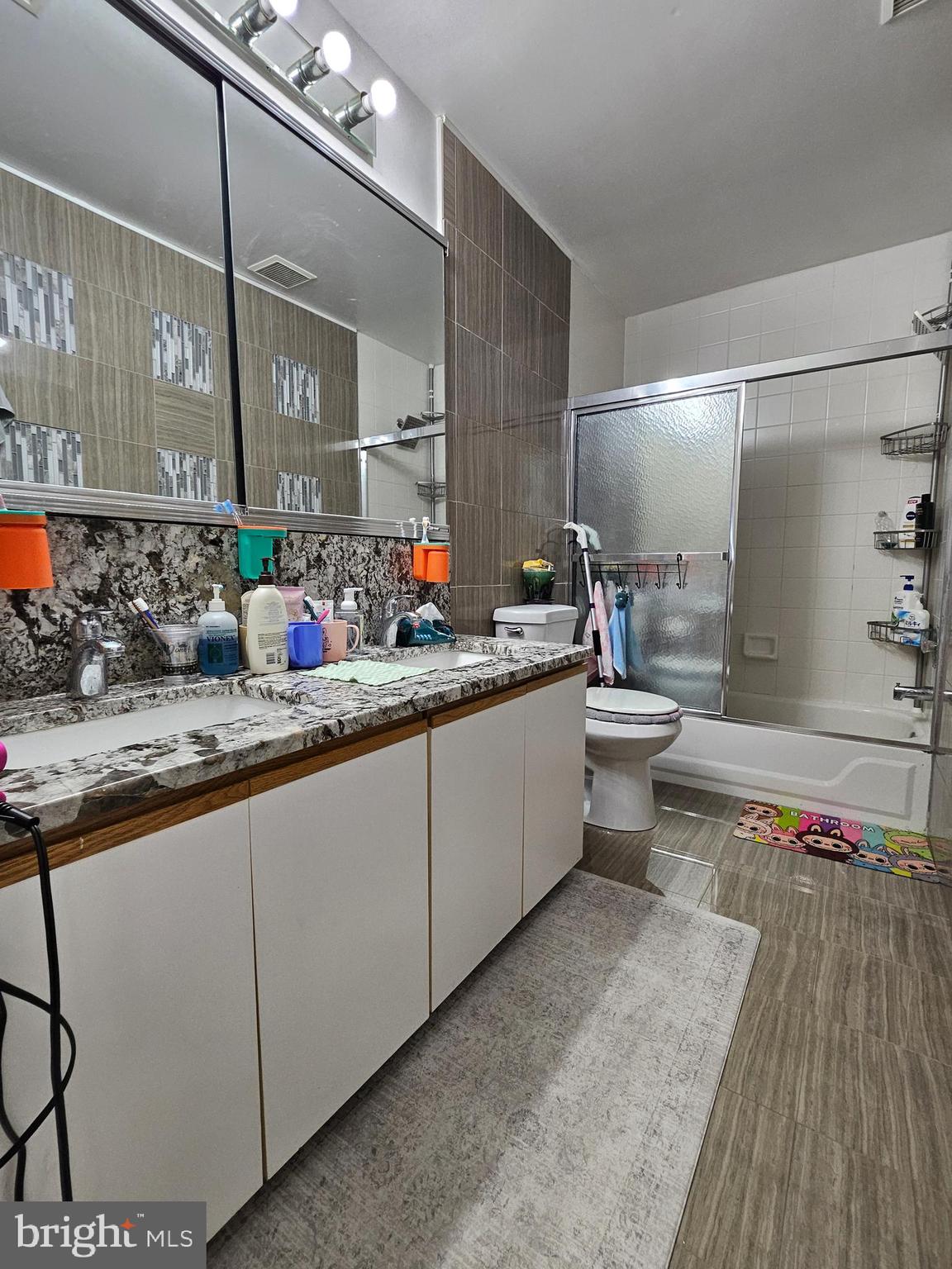 BUSTLETON - Residential