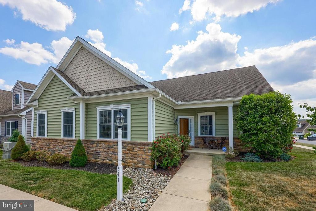 Photo of 541 Prince George Drive, Lancaster, PA 17601 (MLS # PALA2048734)