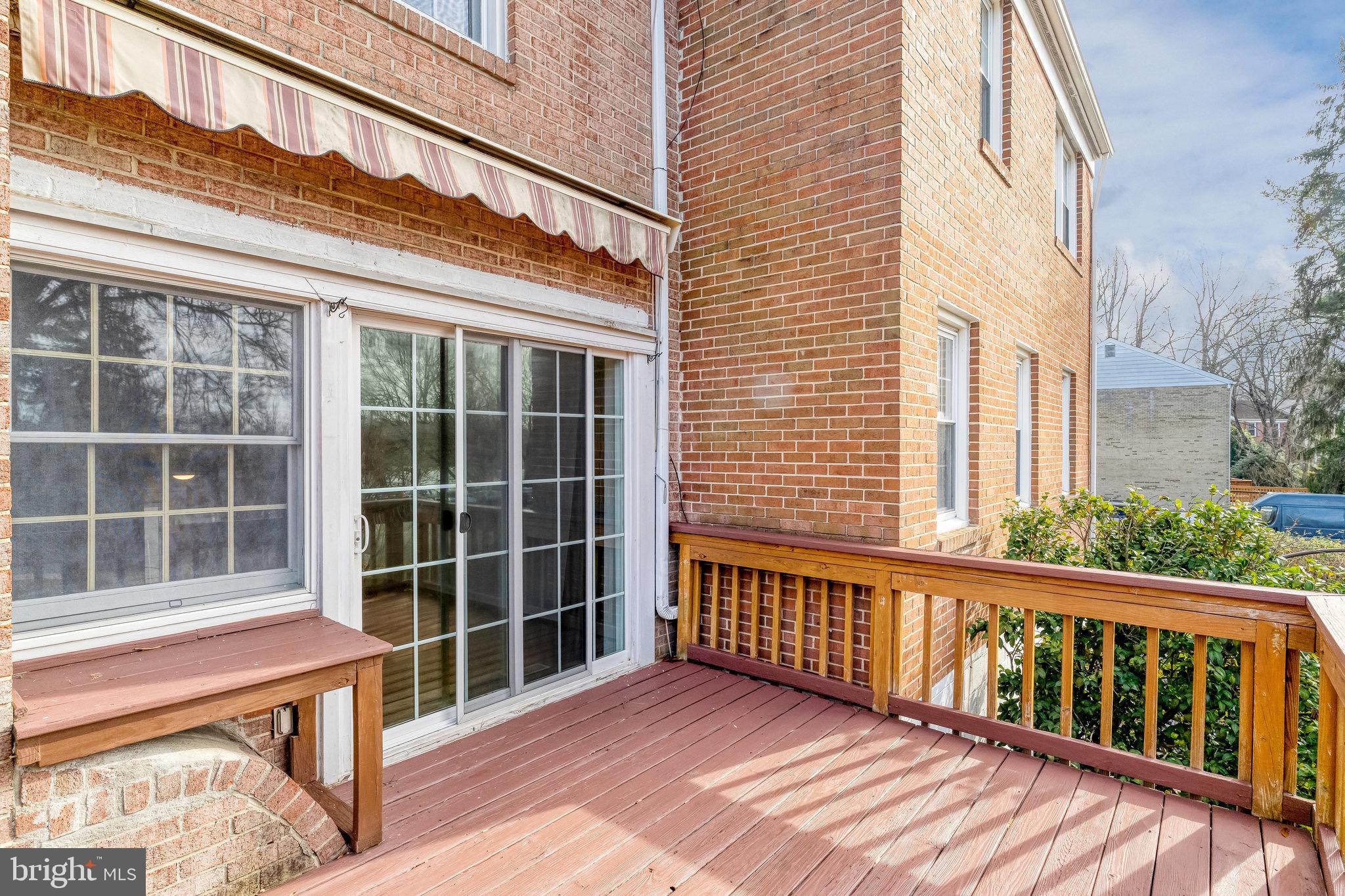 LAKE BRADDOCK - Residential Lease