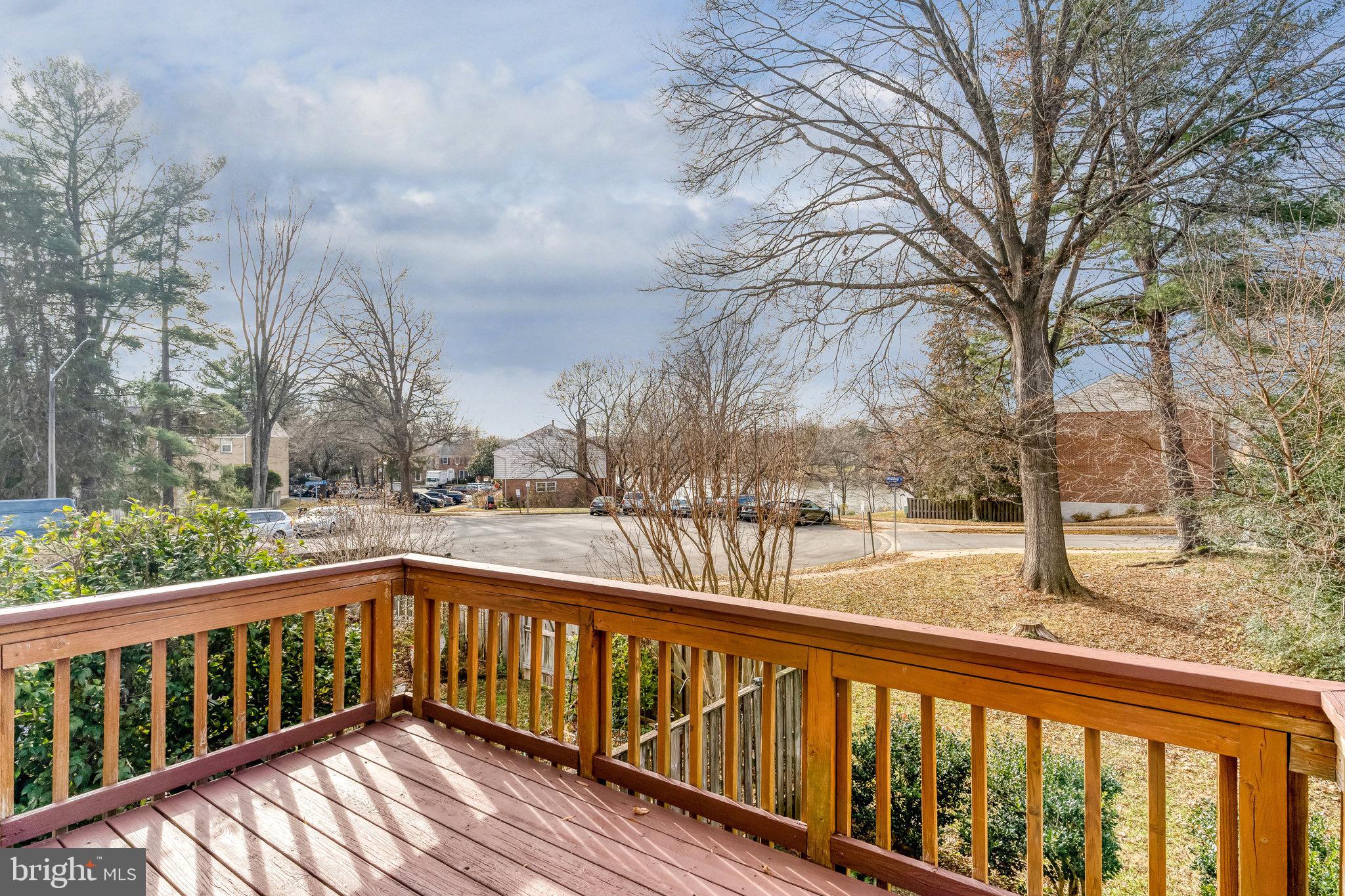 LAKE BRADDOCK - Residential Lease