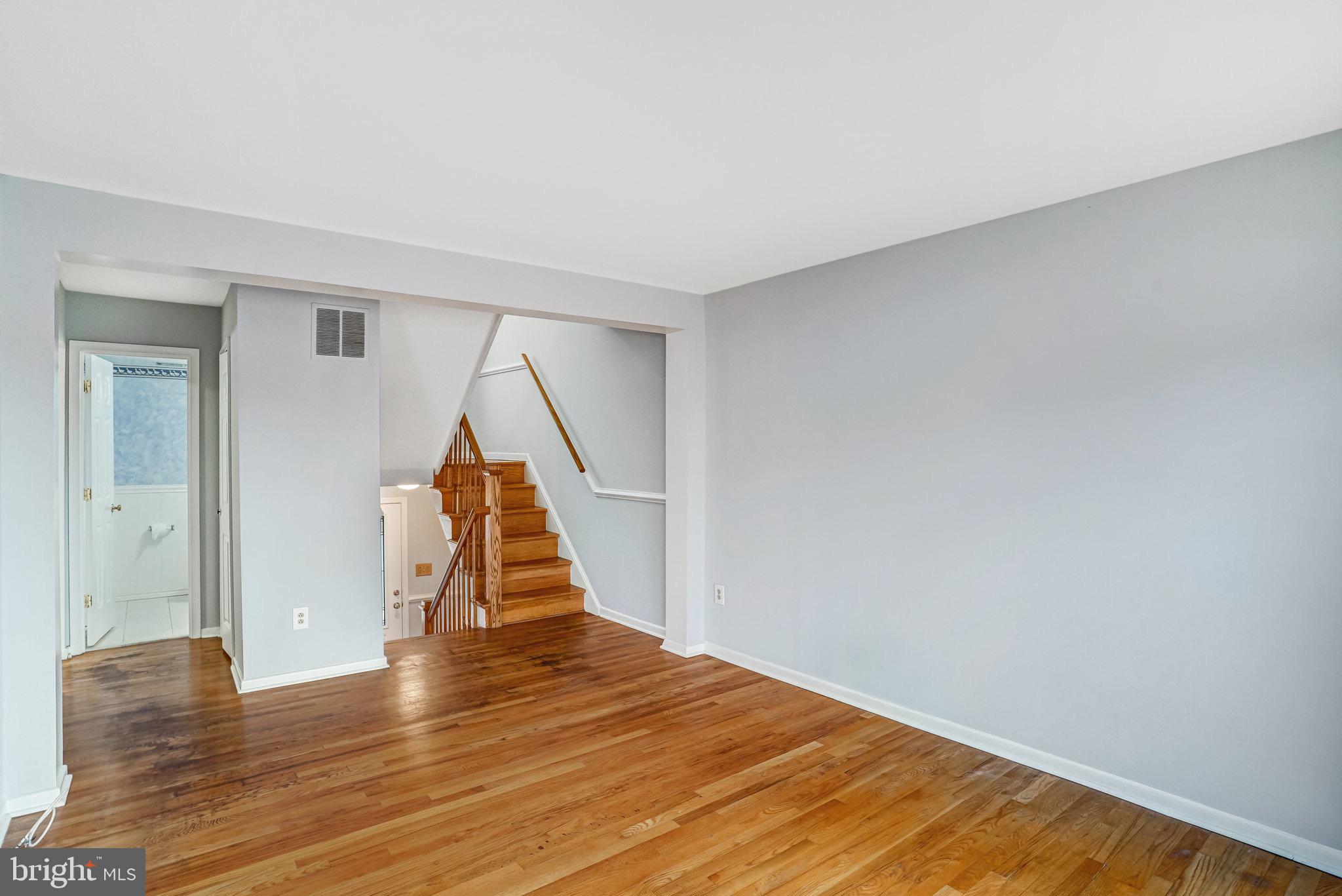 LAKE BRADDOCK - Residential Lease