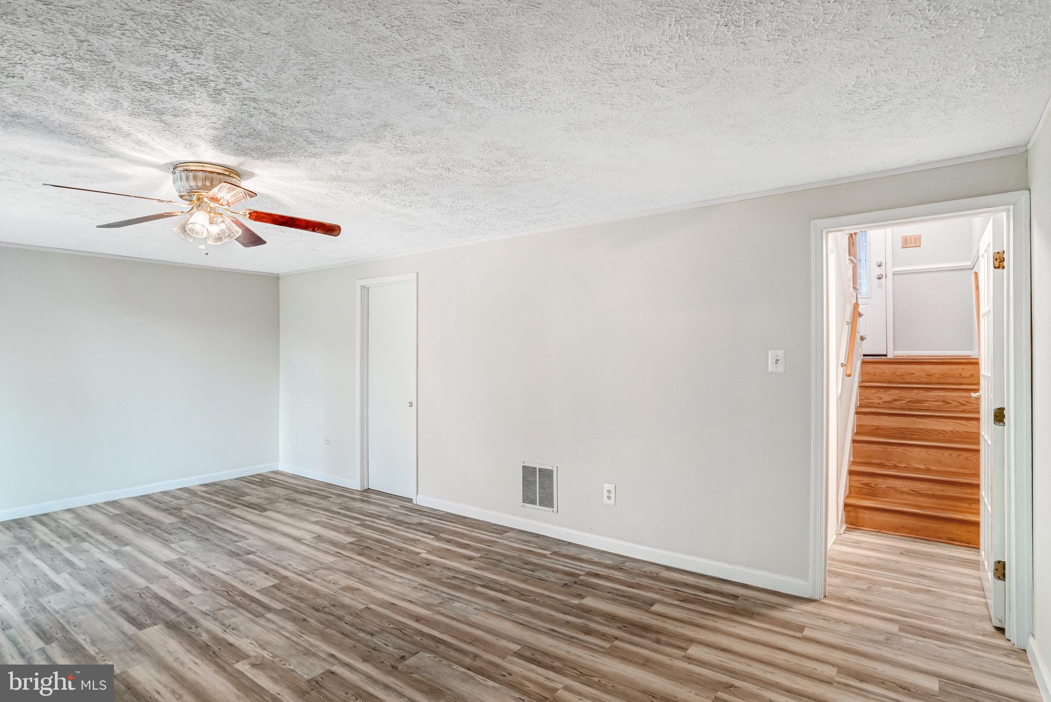 LAKE BRADDOCK - Residential Lease