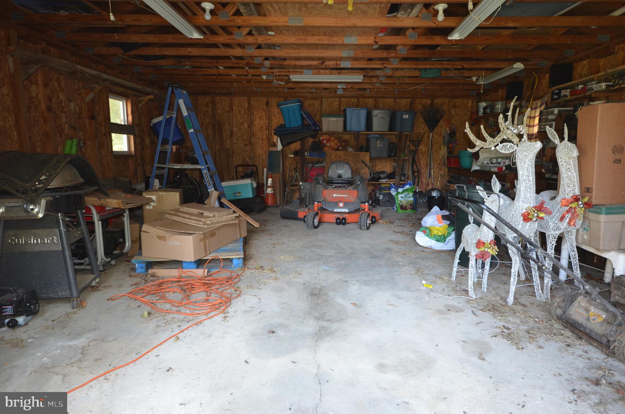 DEER RIDGE ESTATES - Residential