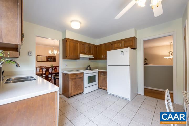 HOLLYMEAD - Residential