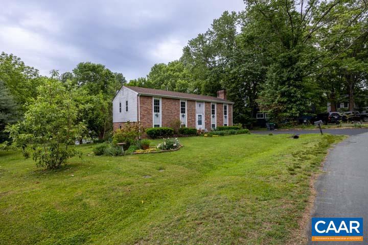 HOLLYMEAD - Residential