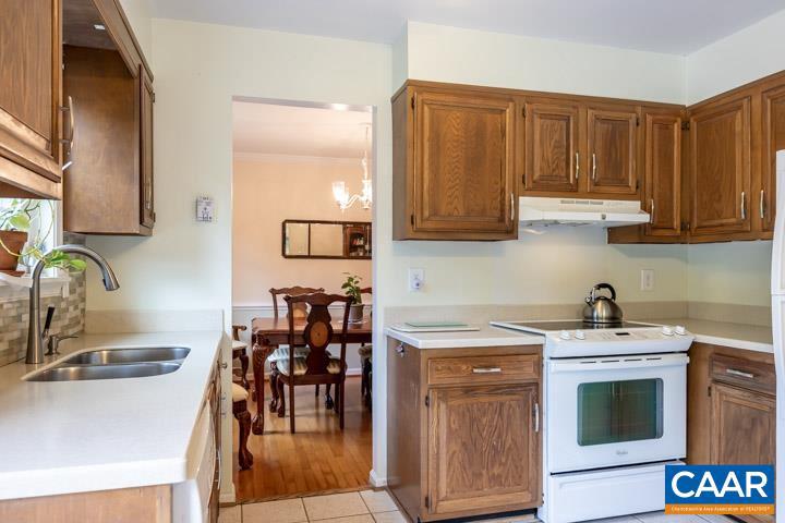 HOLLYMEAD - Residential