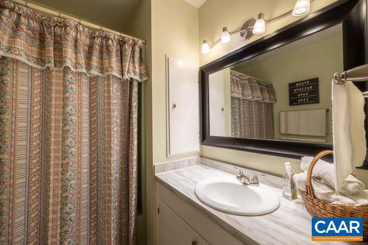 HOLLYMEAD - Residential