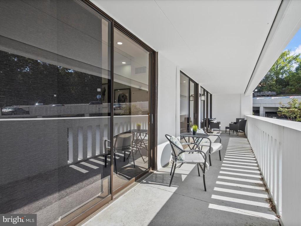 ALEXANDRIA KNOLLS - Residential