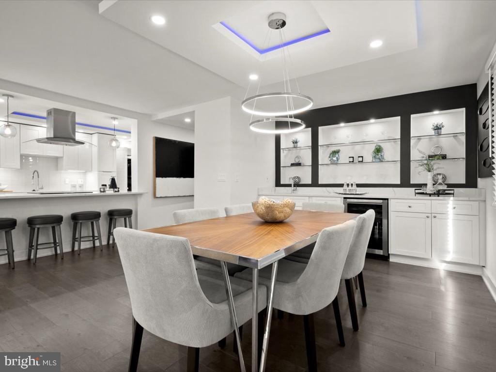 ALEXANDRIA KNOLLS - Residential