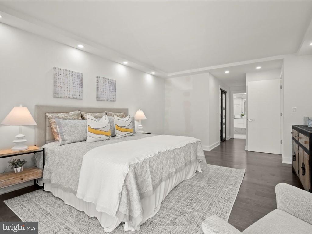 ALEXANDRIA KNOLLS - Residential