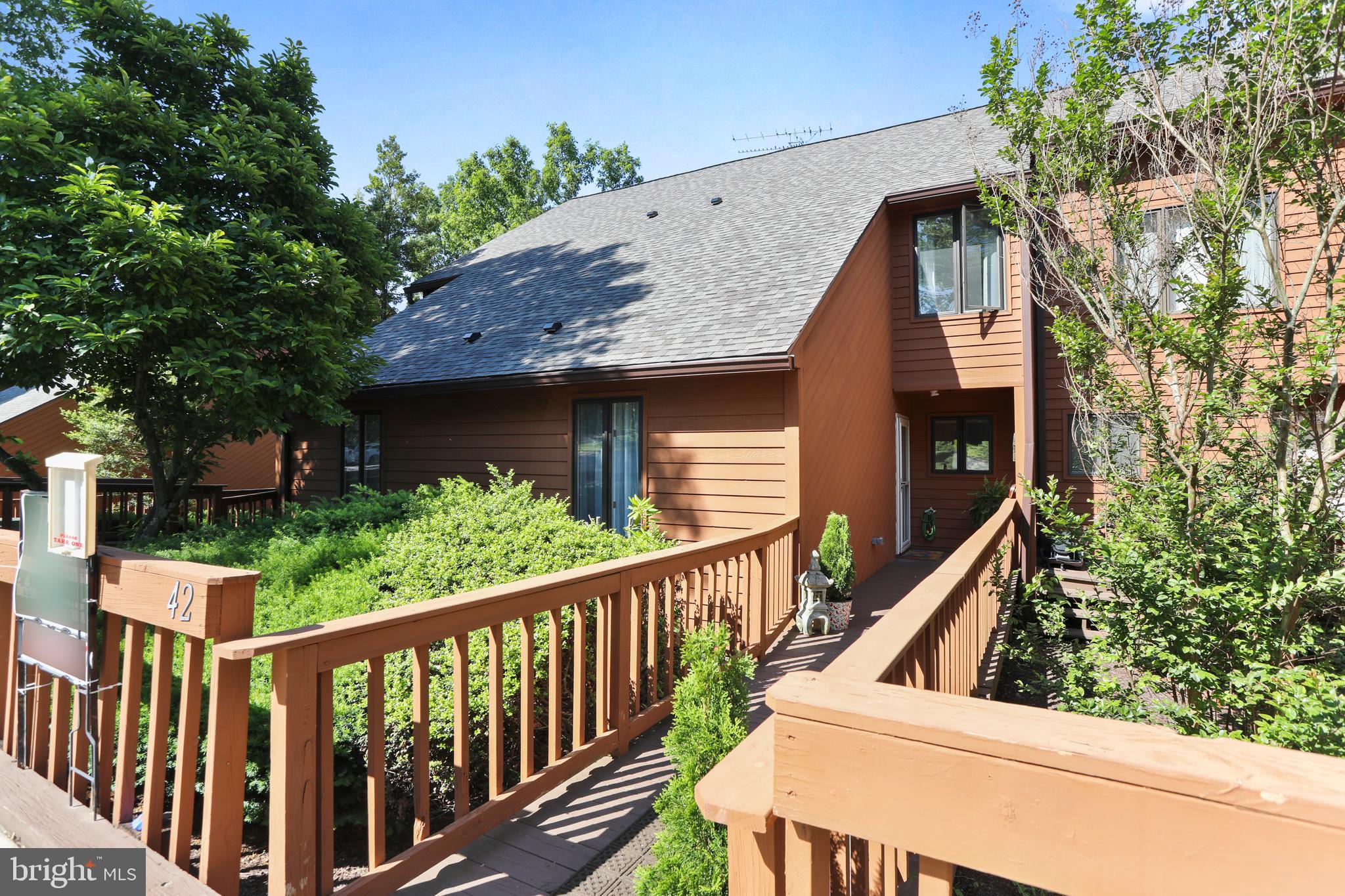 42 TECUMSEH TRAIL