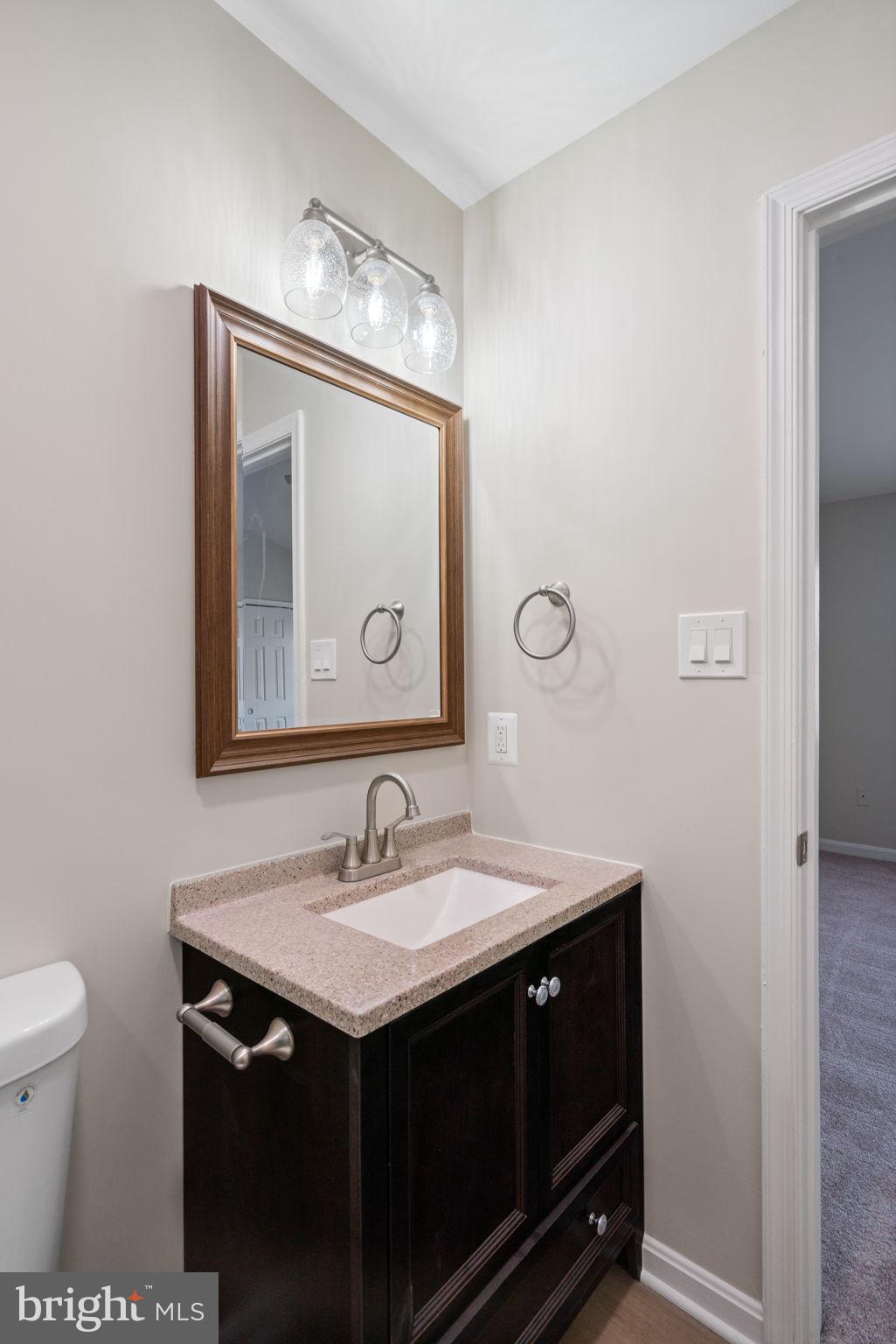 POTOMAC CROSSING - Residential Lease