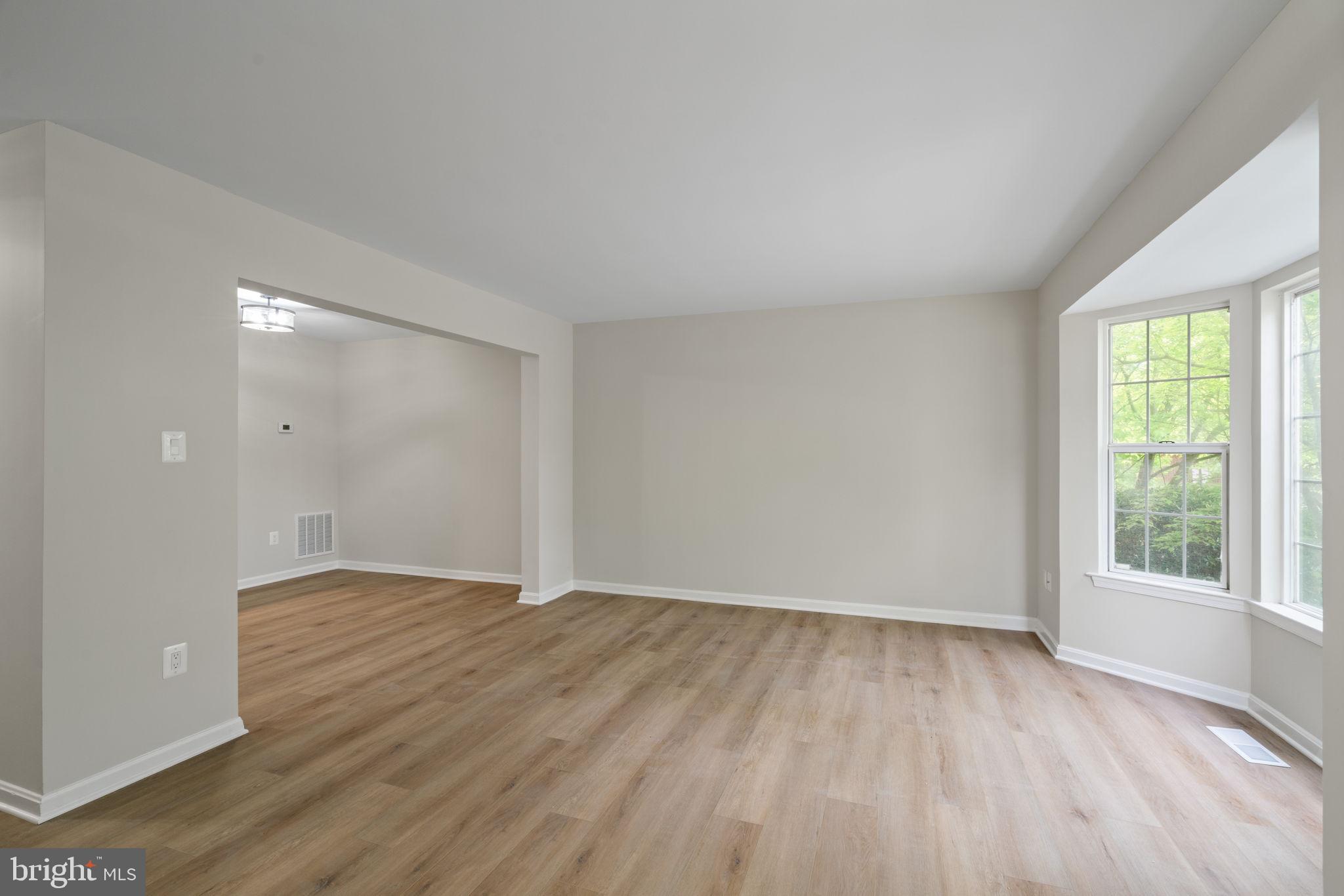 POTOMAC CROSSING - Residential Lease