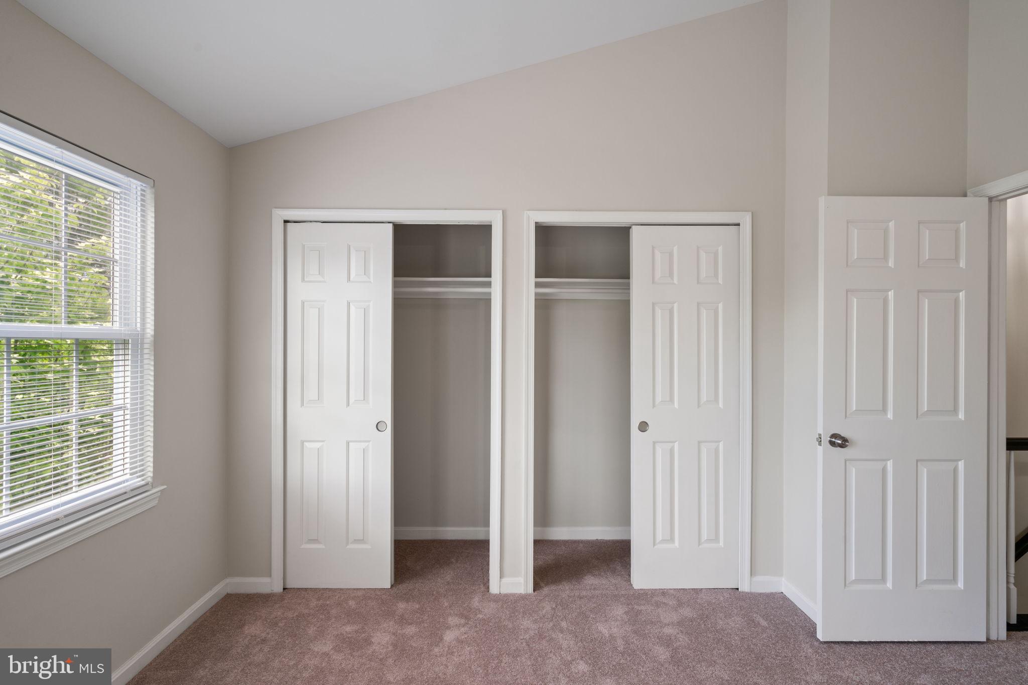 POTOMAC CROSSING - Residential Lease