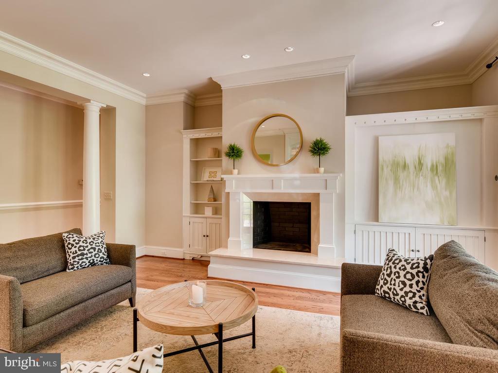 RUXTON/RIDERWOOD - Residential