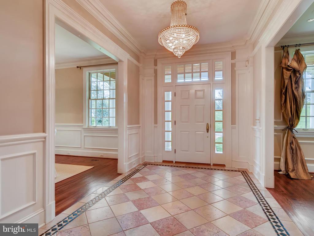 RUXTON/RIDERWOOD - Residential