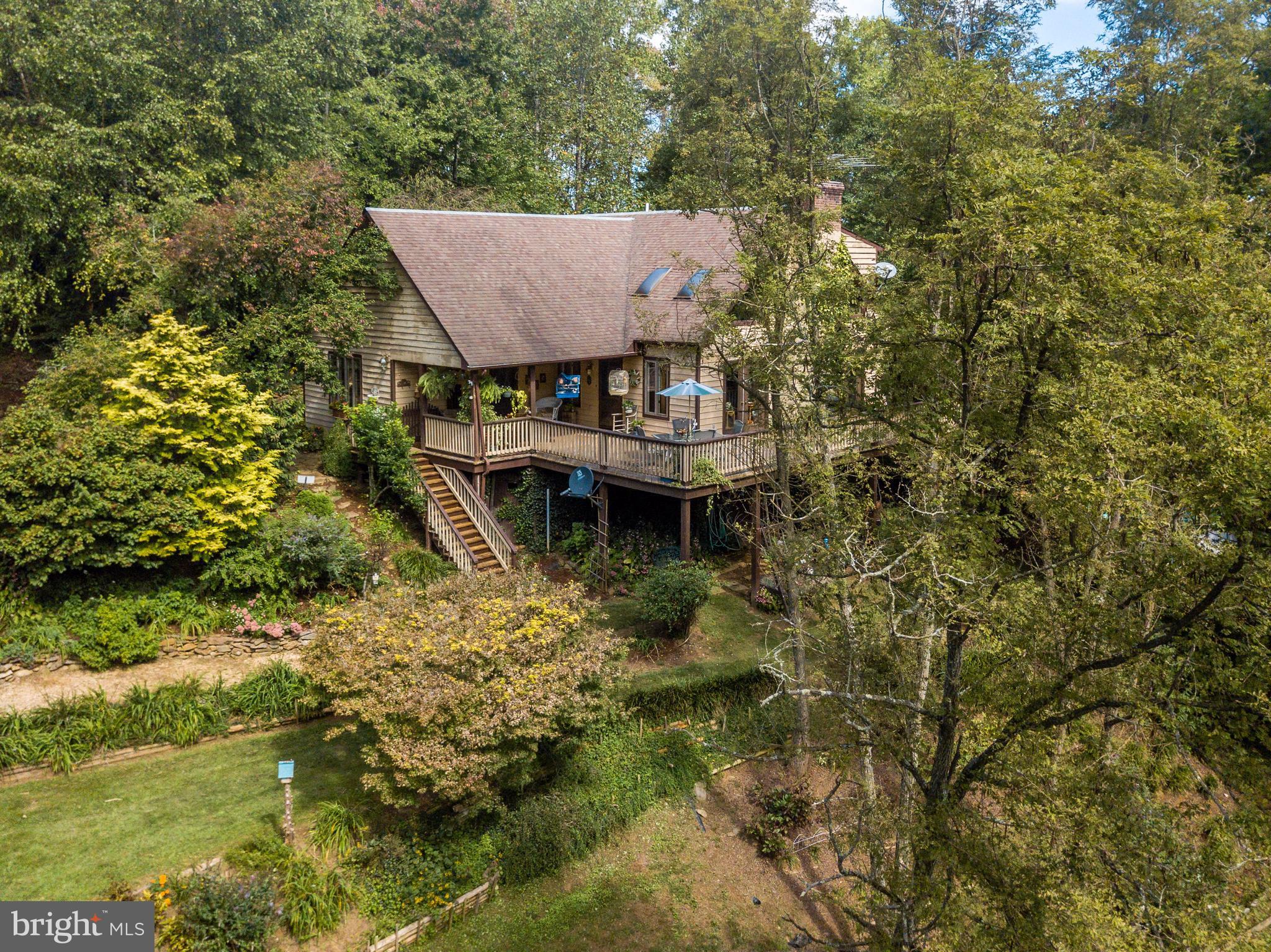 METES & BOUNDS - Farm