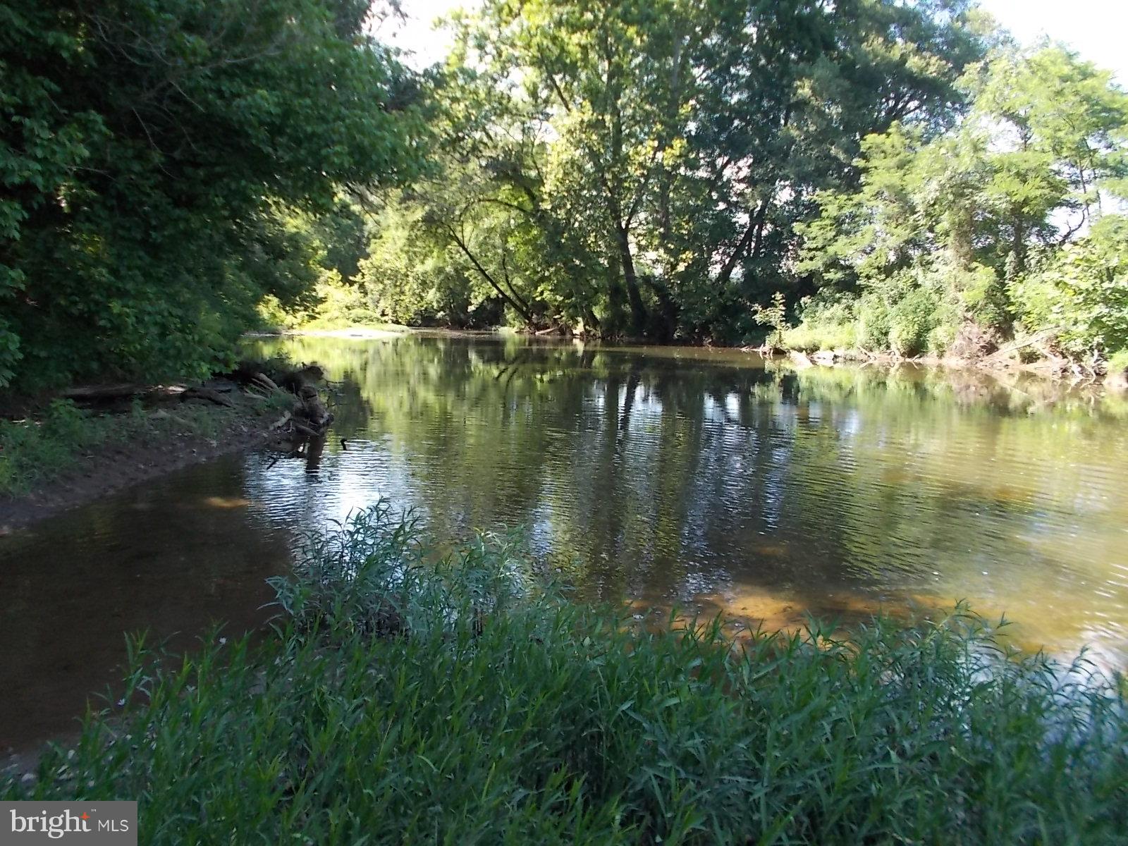 METES & BOUNDS - Farm