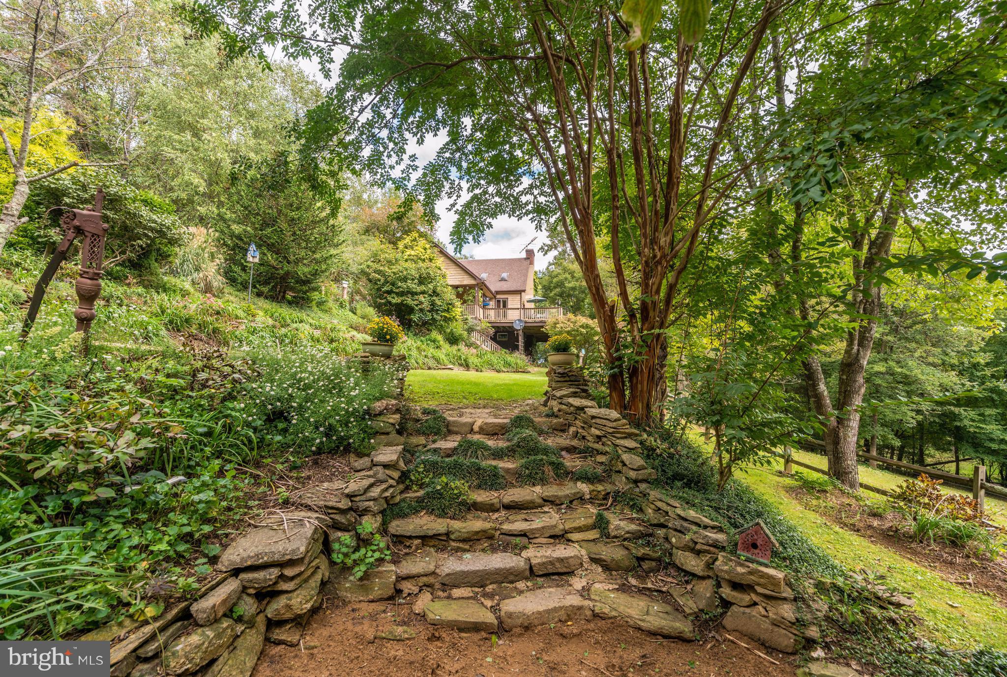 METES & BOUNDS - Farm