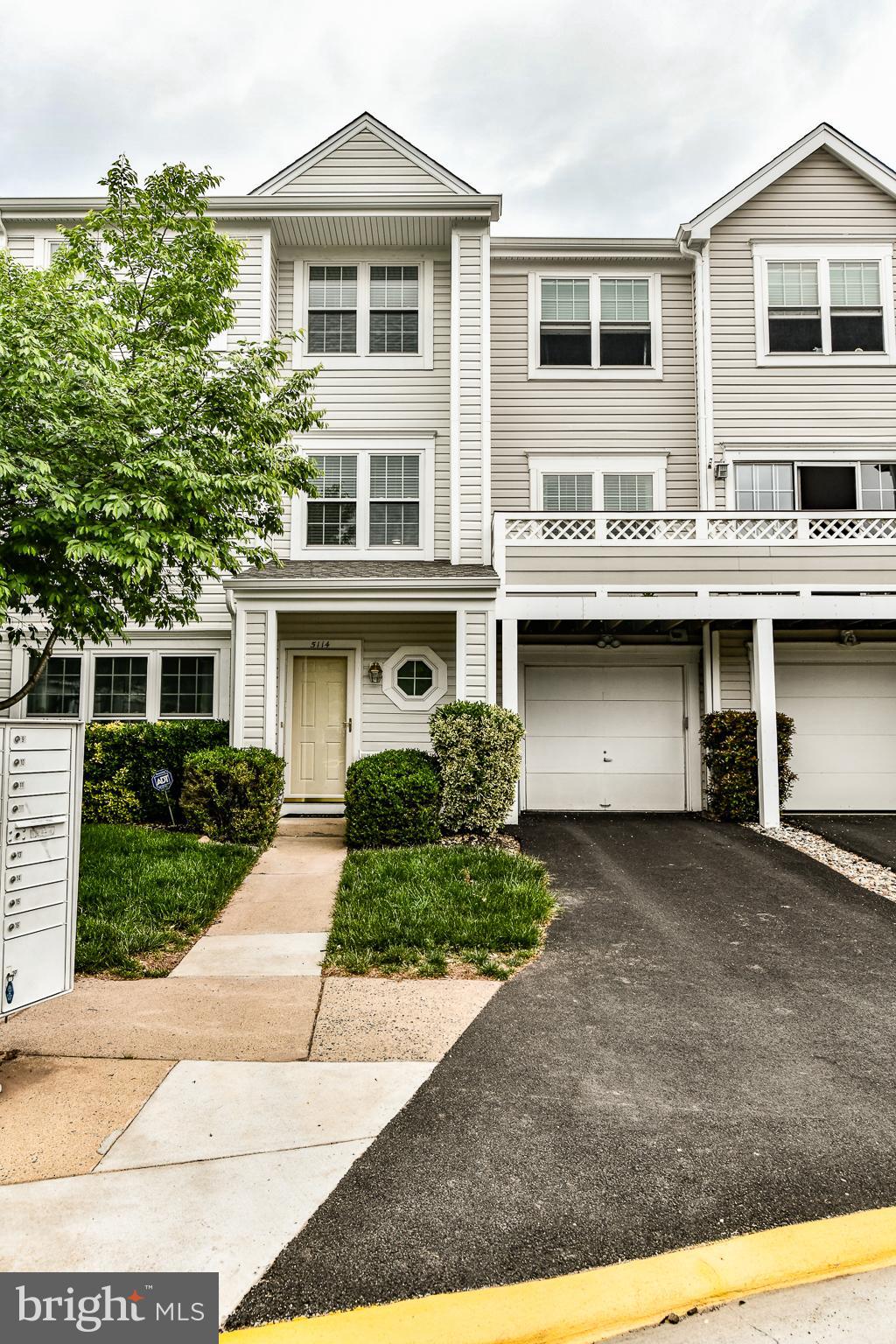 LIFESTYLE AT SULLY STATION - Residential Lease