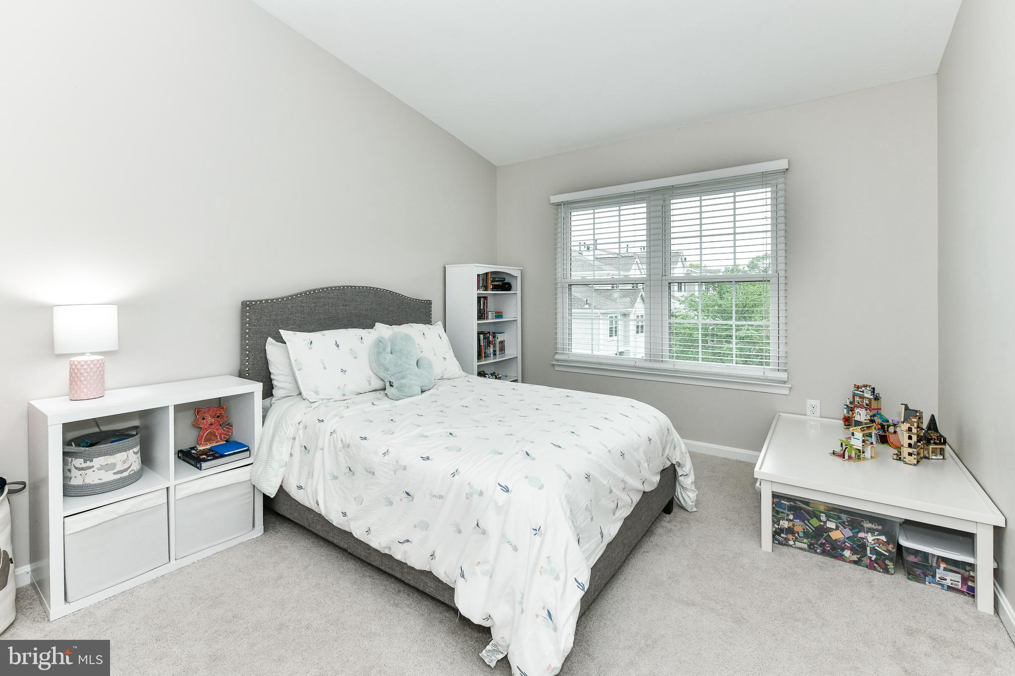 LIFESTYLE AT SULLY STATION - Residential Lease