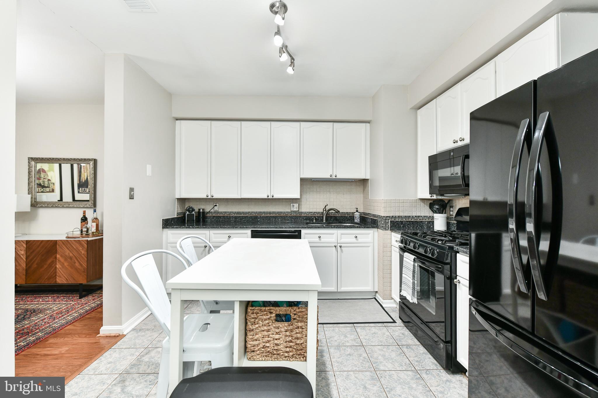 LIFESTYLE AT SULLY STATION - Residential Lease