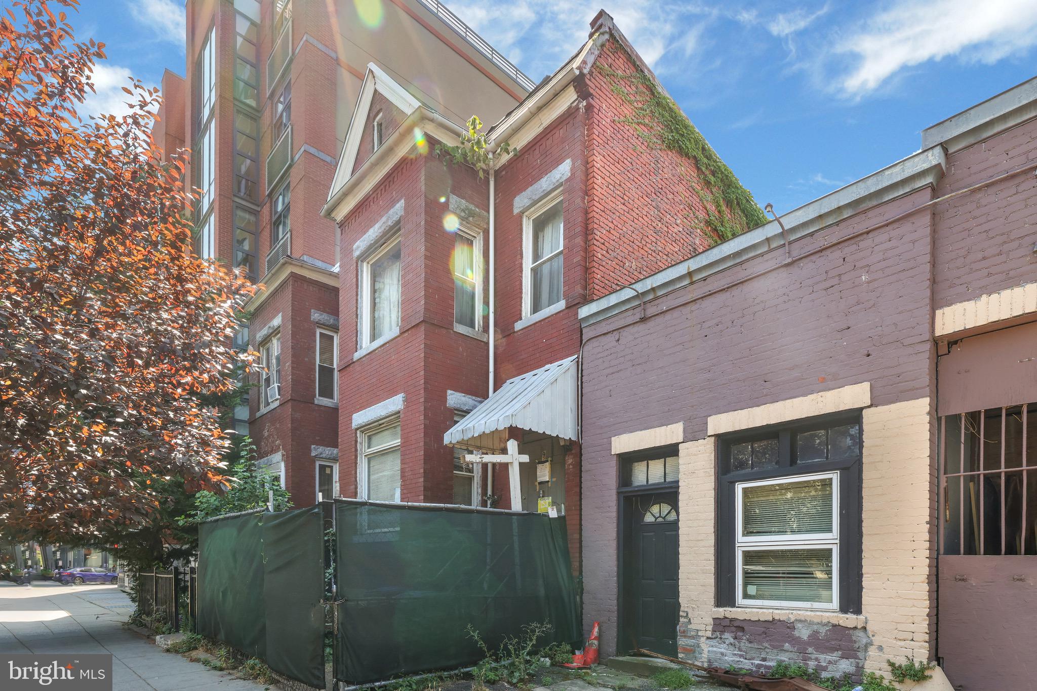 U STREET CORRIDOR - Residential