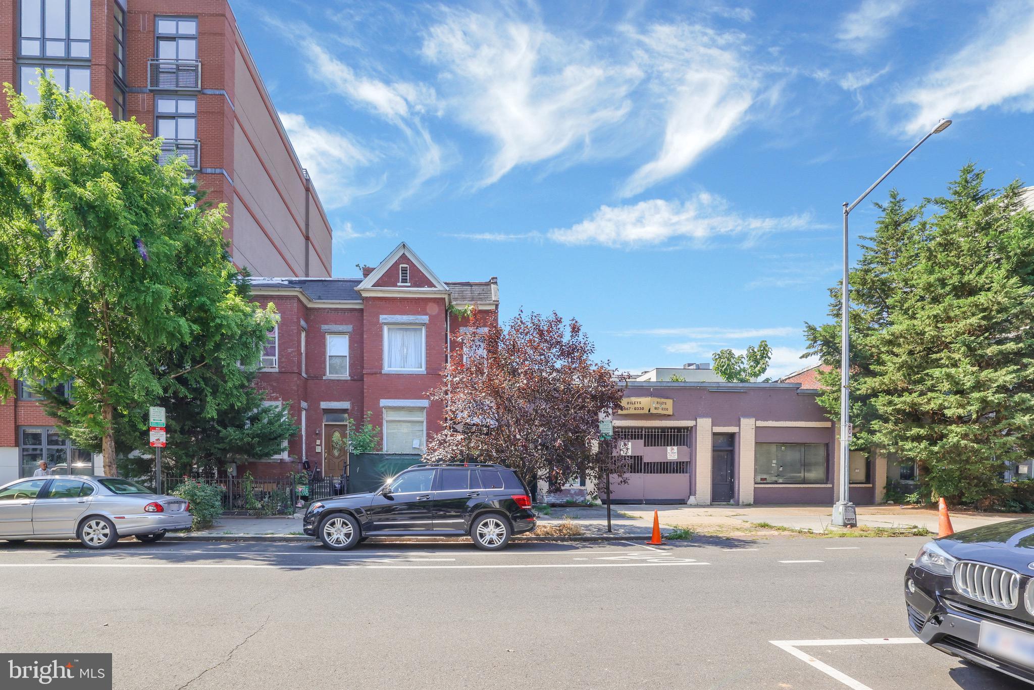 U STREET CORRIDOR - Residential