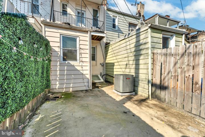 HIGHLANDTOWN - Residential