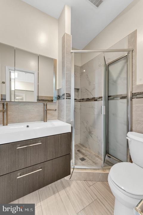 HIGHLANDTOWN - Residential