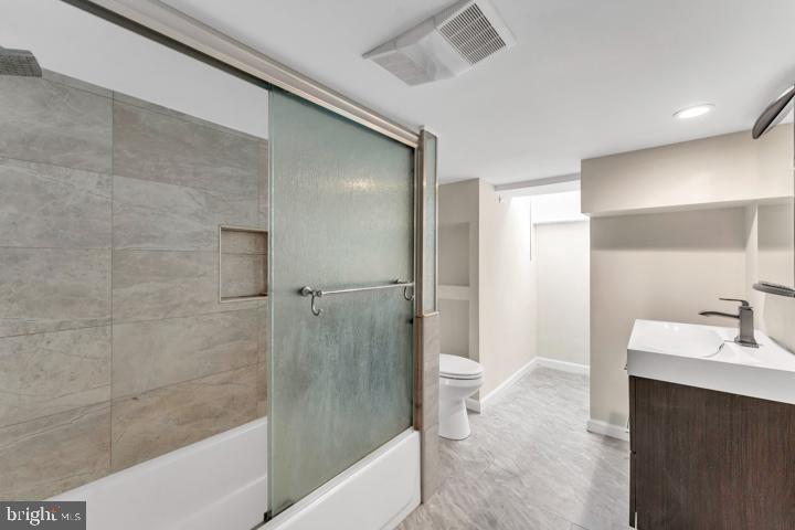 HIGHLANDTOWN - Residential