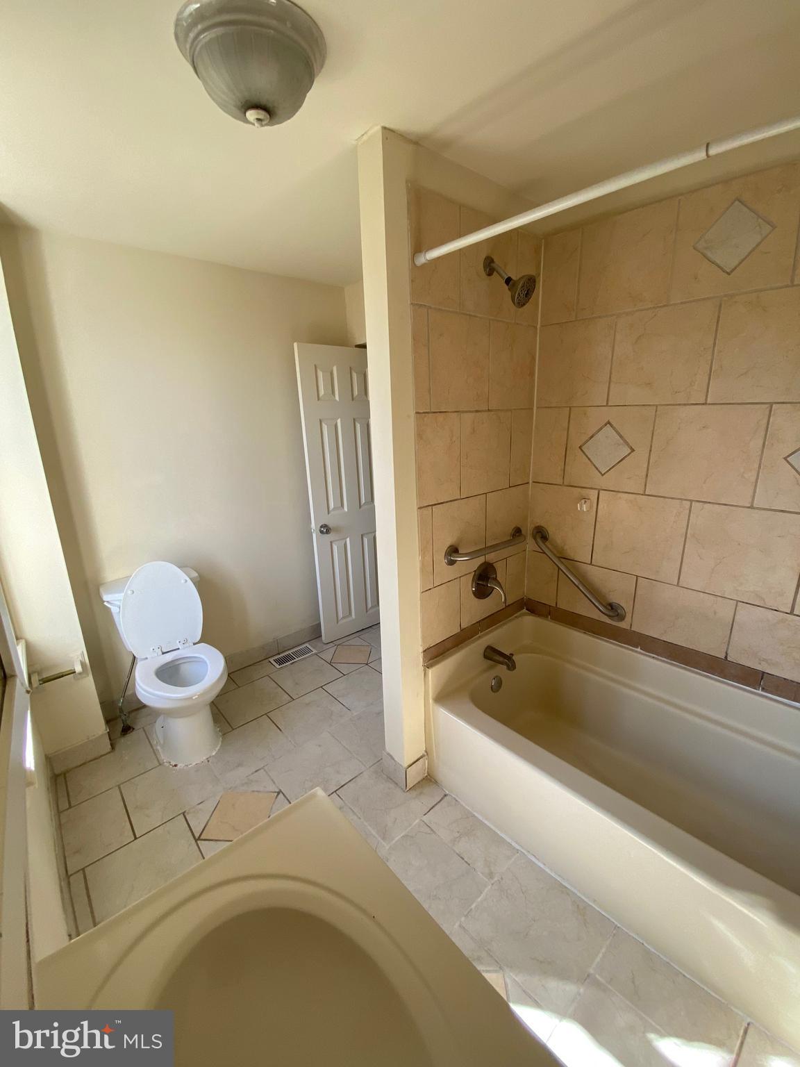 GERMANTOWN - Residential Lease