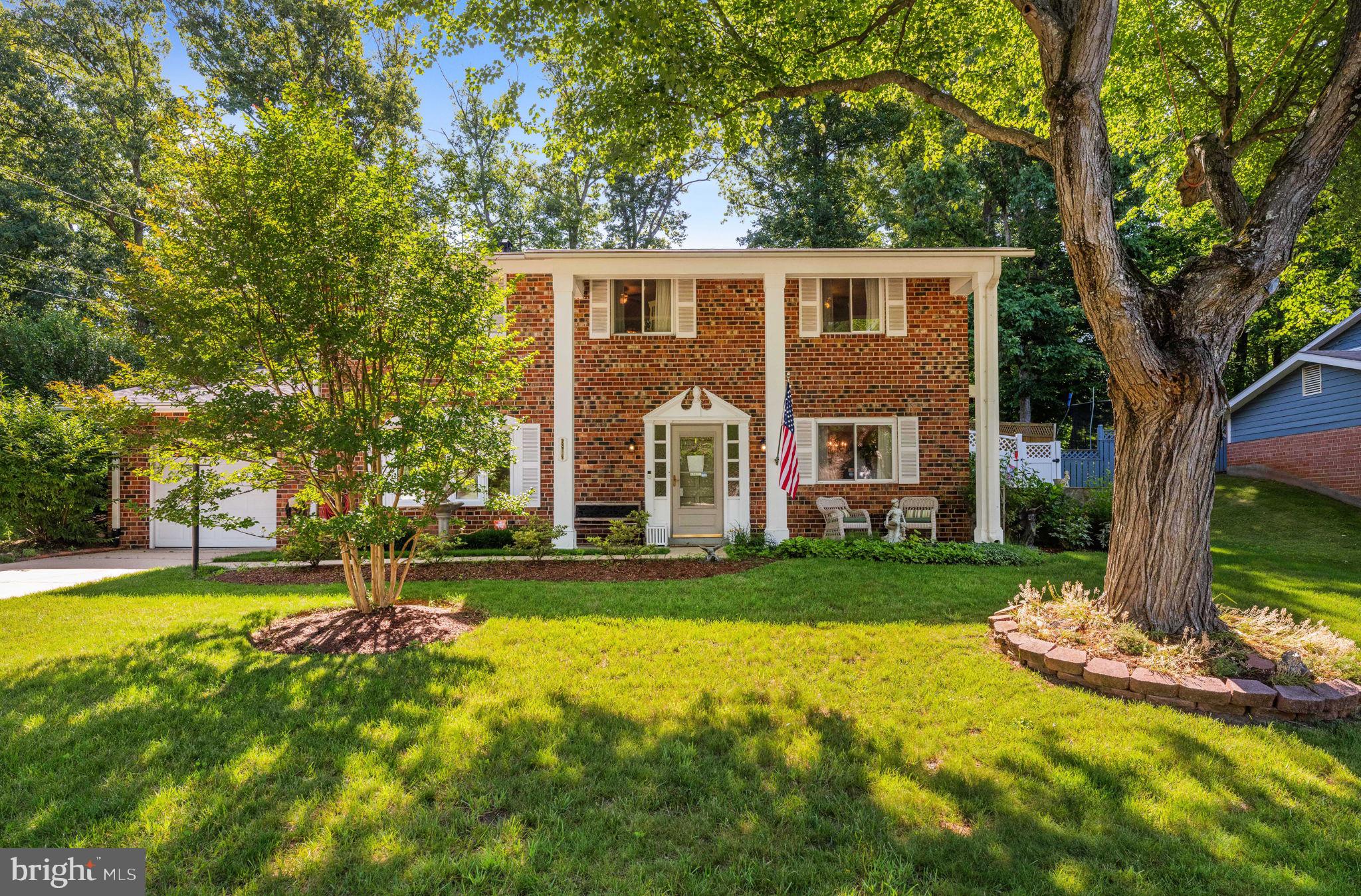 Search Homes 1 6813 LANDOR LANE