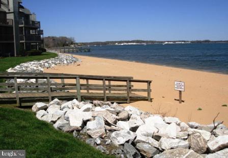 CHESAPEAKE HARBOUR - Residential