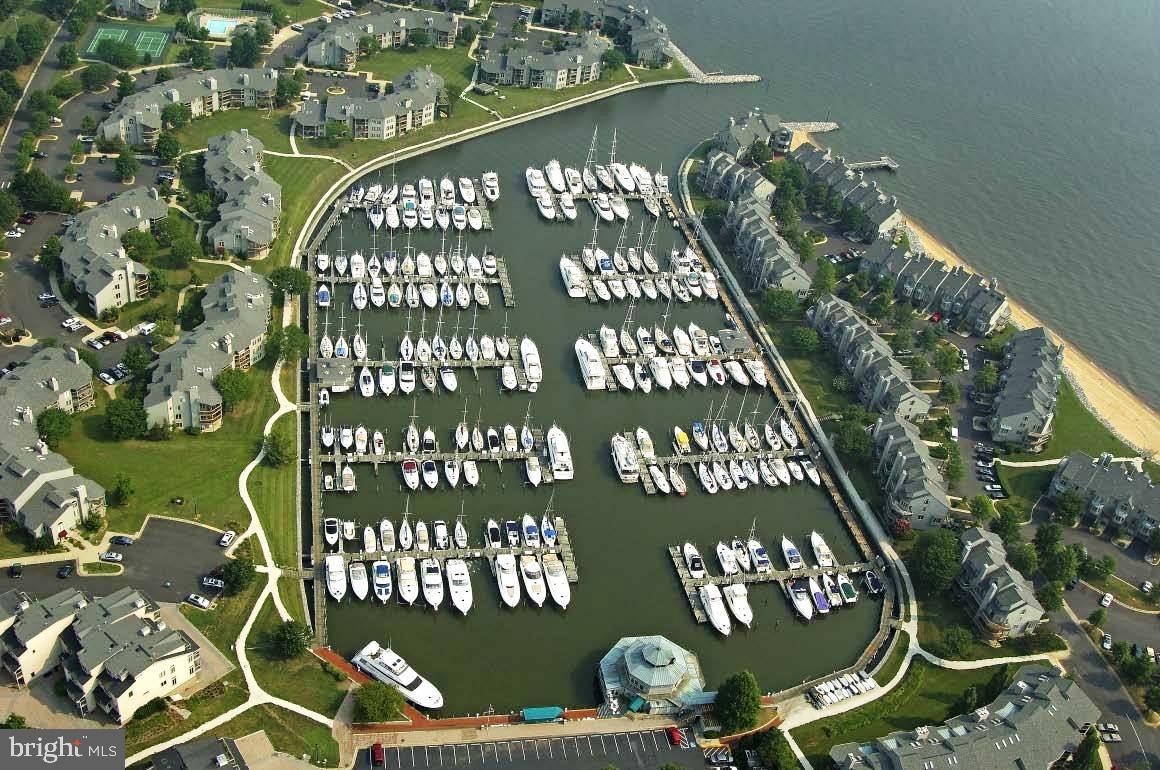 CHESAPEAKE HARBOUR - Residential