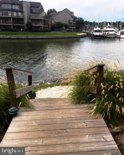 CHESAPEAKE HARBOUR - Residential