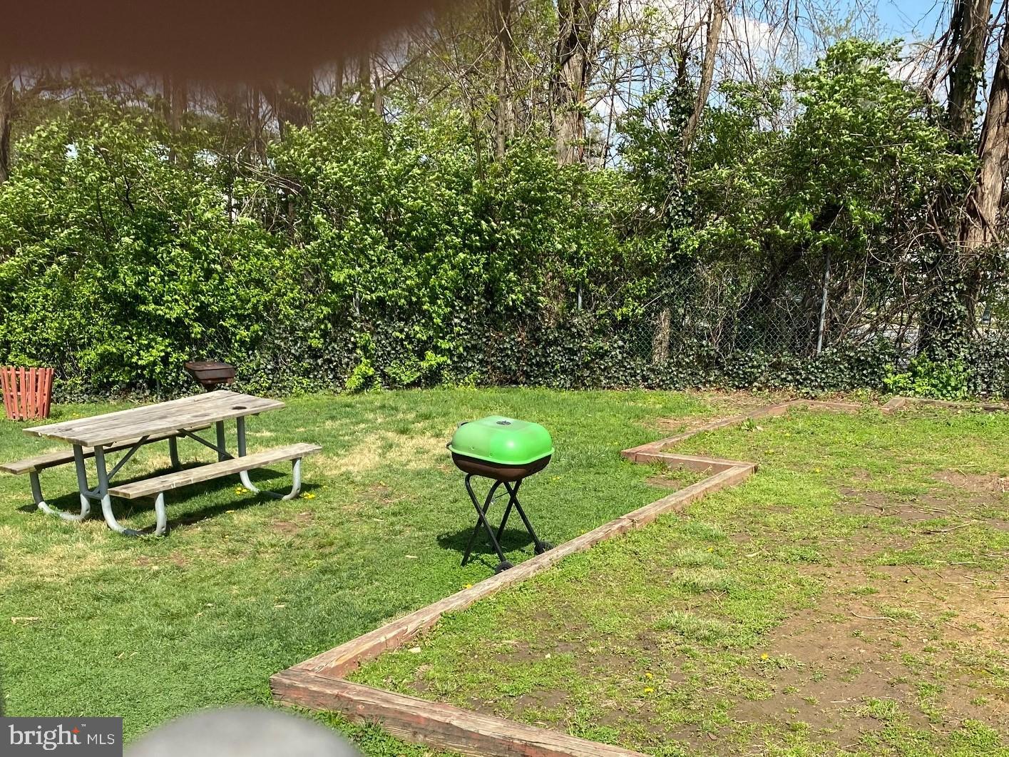 ROCKVILLE - Residential Lease