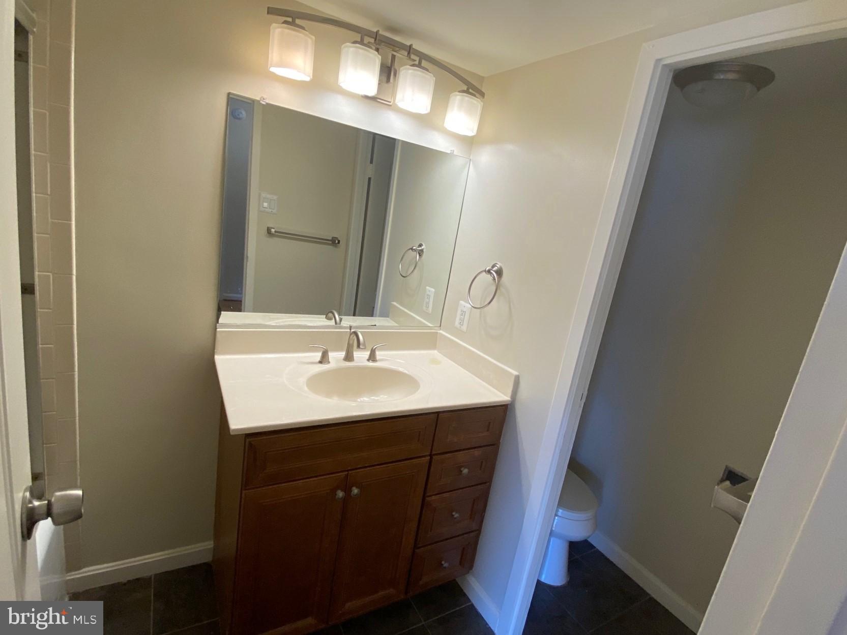 ROCKVILLE - Residential Lease