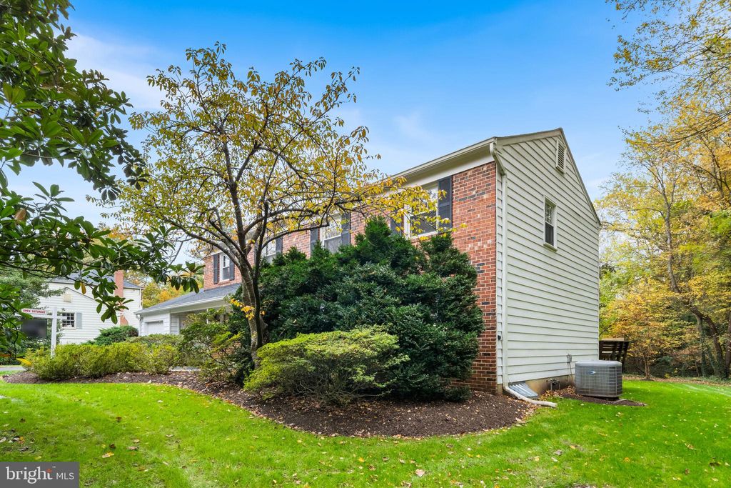 Photo of 8510 Ordinary Way, ANNANDALE, VA 22003 (MLS # VAFX2276230)