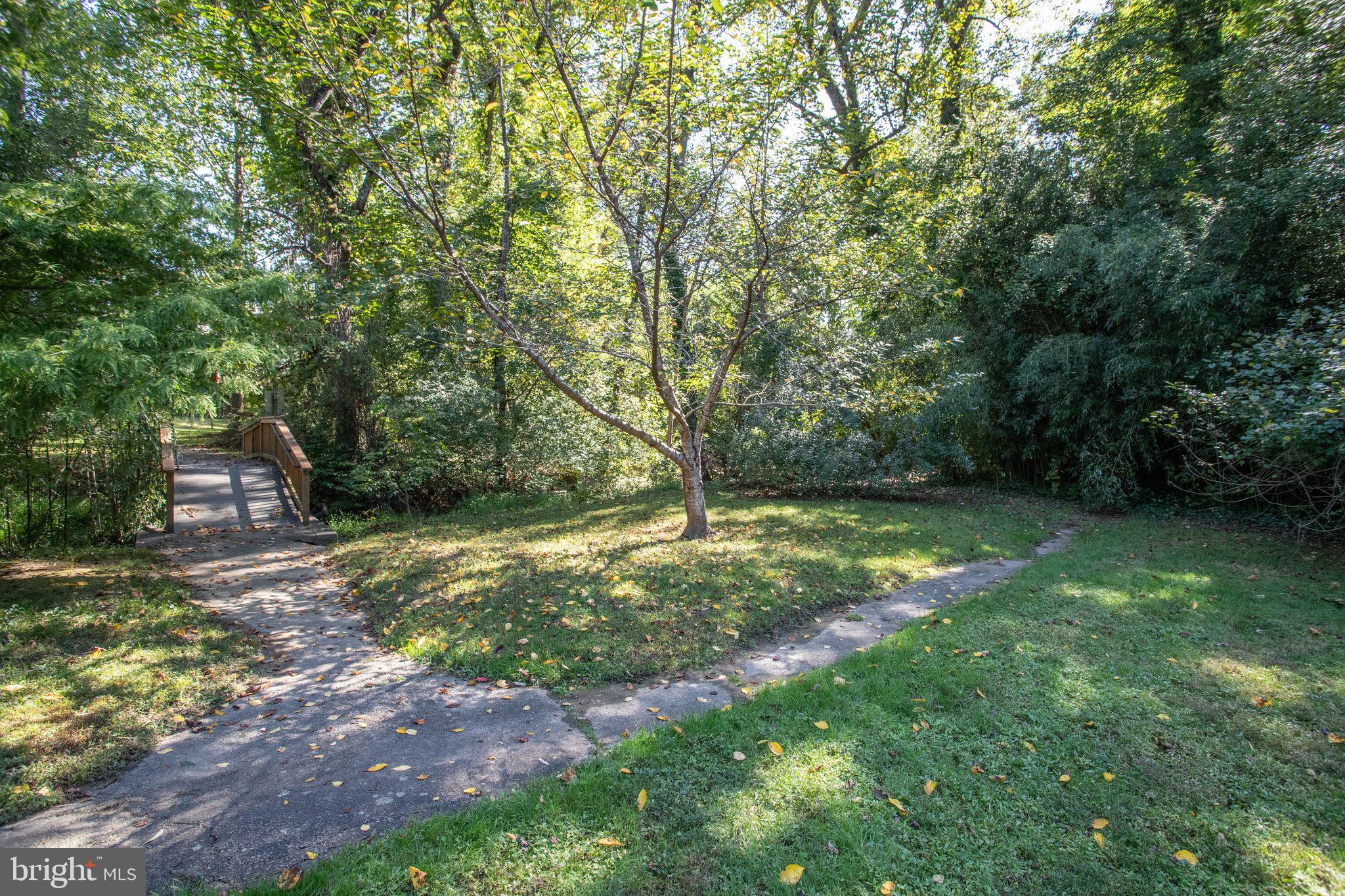 WAKEFIELD CHAPEL WOODS - Residential