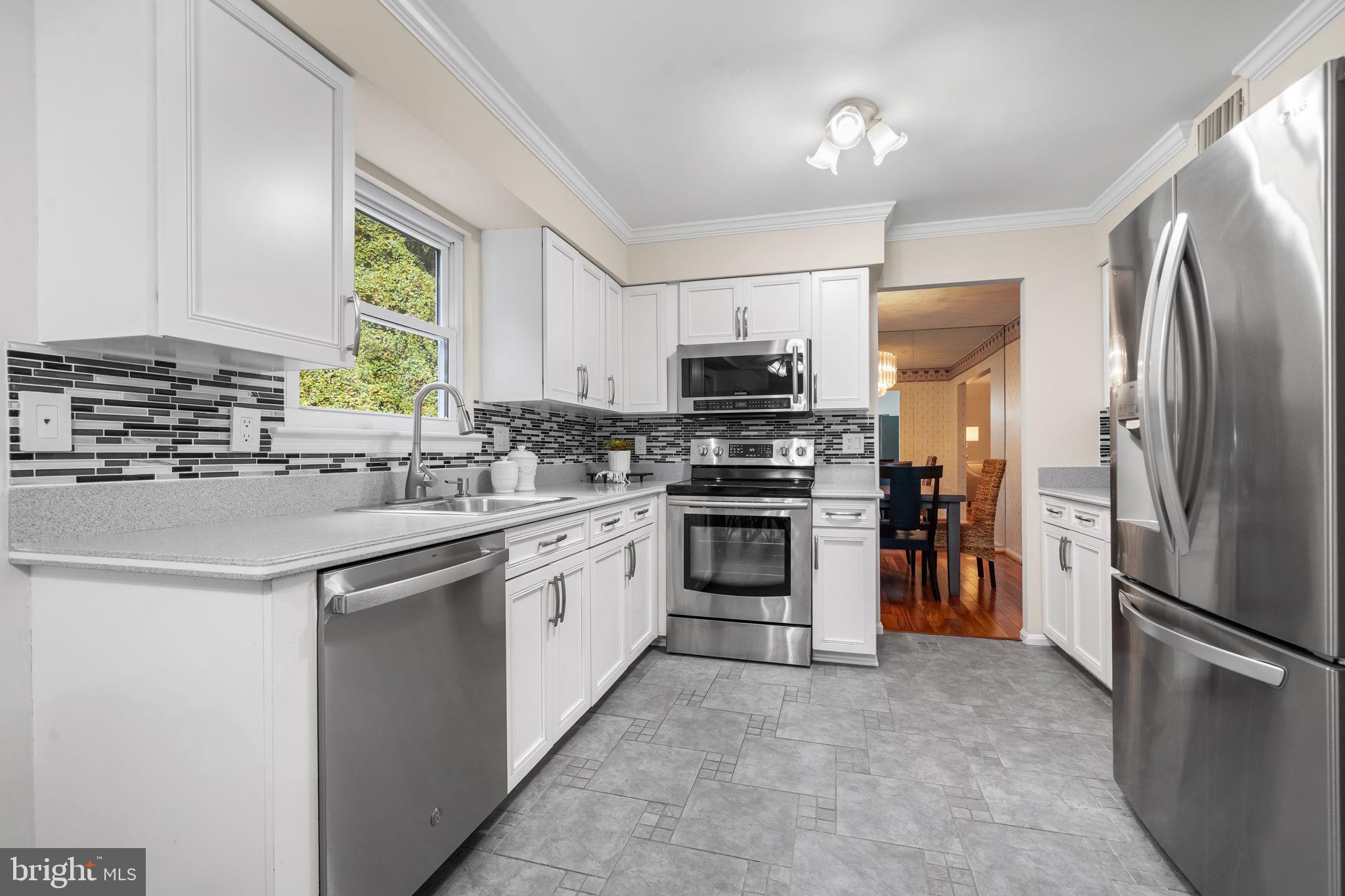 WAKEFIELD CHAPEL WOODS - Residential