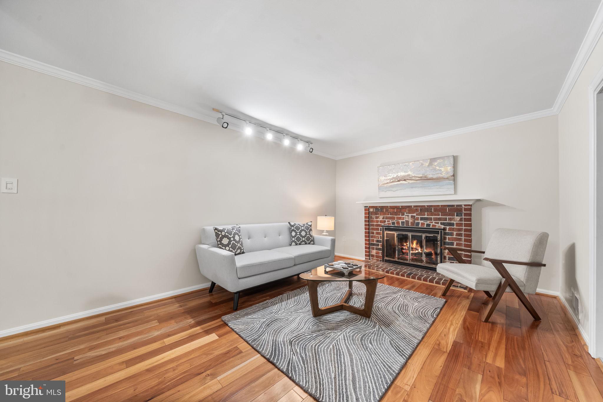 WAKEFIELD CHAPEL WOODS - Residential