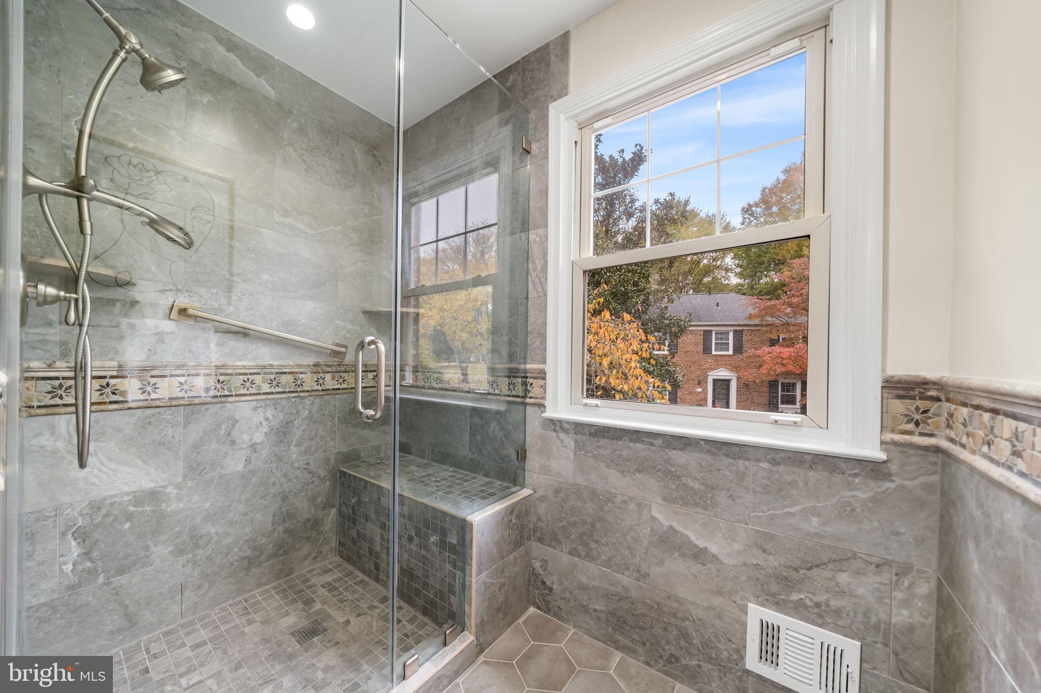 WAKEFIELD CHAPEL WOODS - Residential