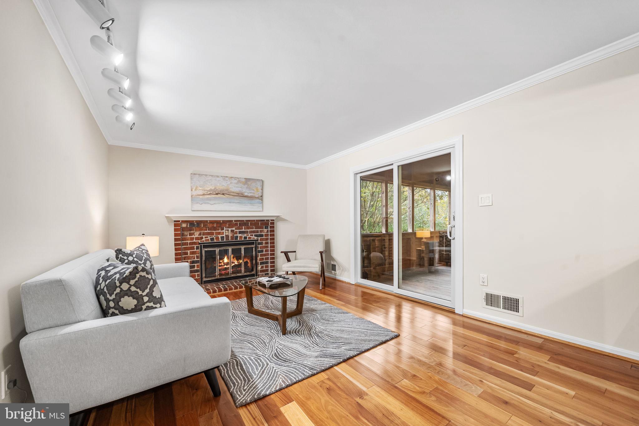 WAKEFIELD CHAPEL WOODS - Residential